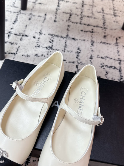CC 25B MaryJane Shoes Black White Sheepskin