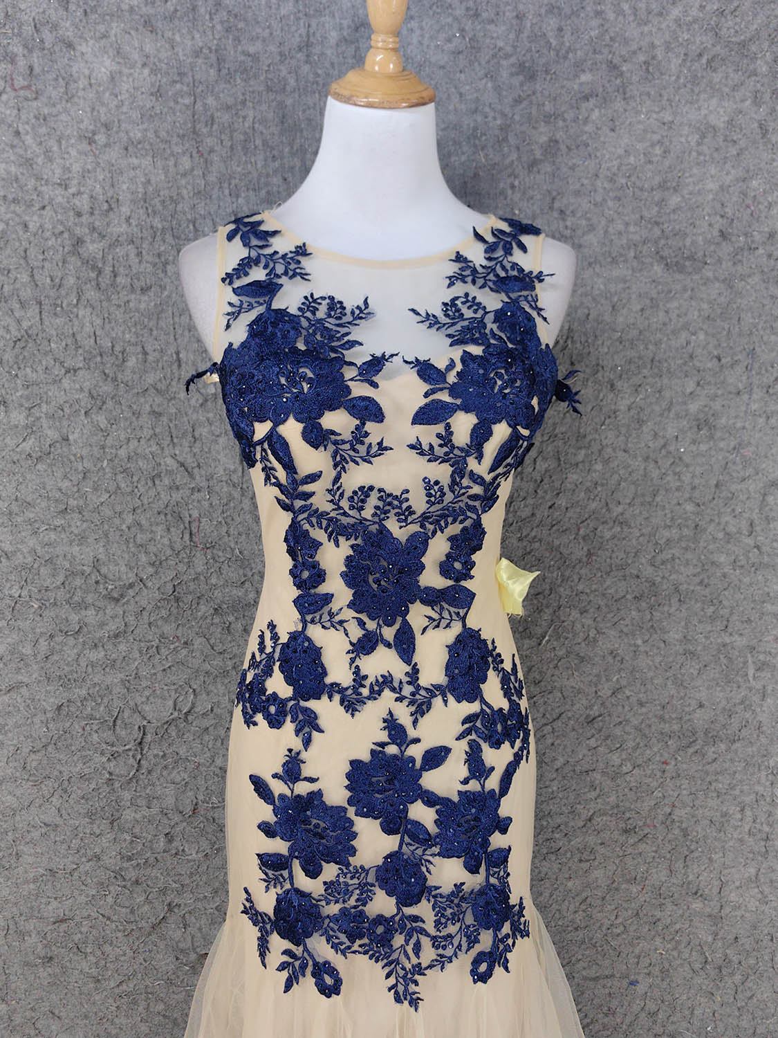 Vintage Cream Navy Mermaid Crew Neck Sleeveless Embroidered Tulle Long Prom Dress Evening Dress P4668