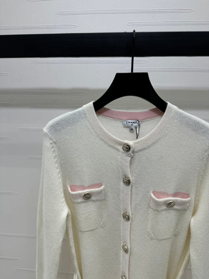 CHANEL DOUBLE-POCKET KNIT LONG SLEEVE CARDIGAN STYLE 289