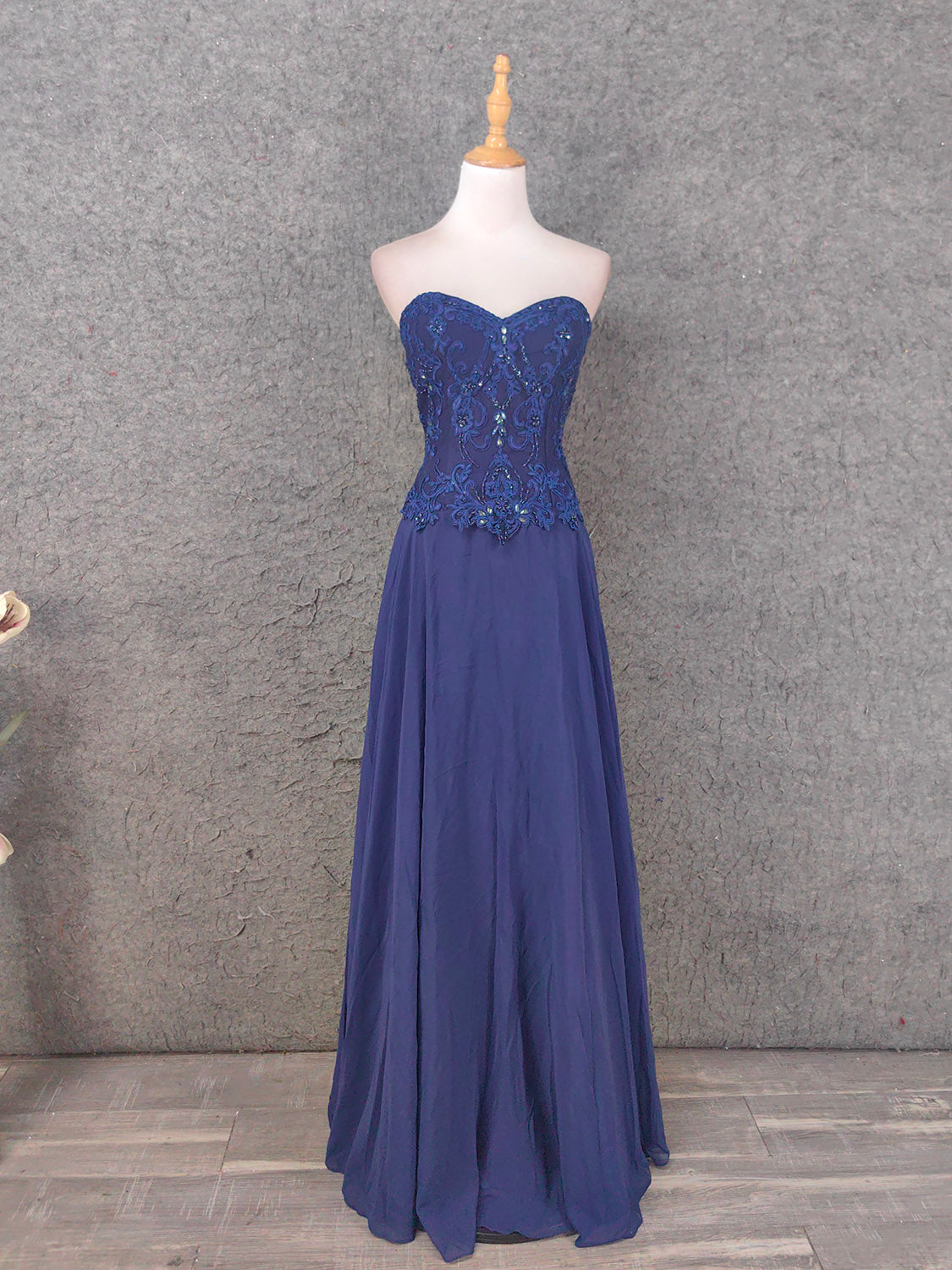 Vintage Blue Sweetheart Neck Embroidered Chiffon Long Prom Dress Evening Dress P4672