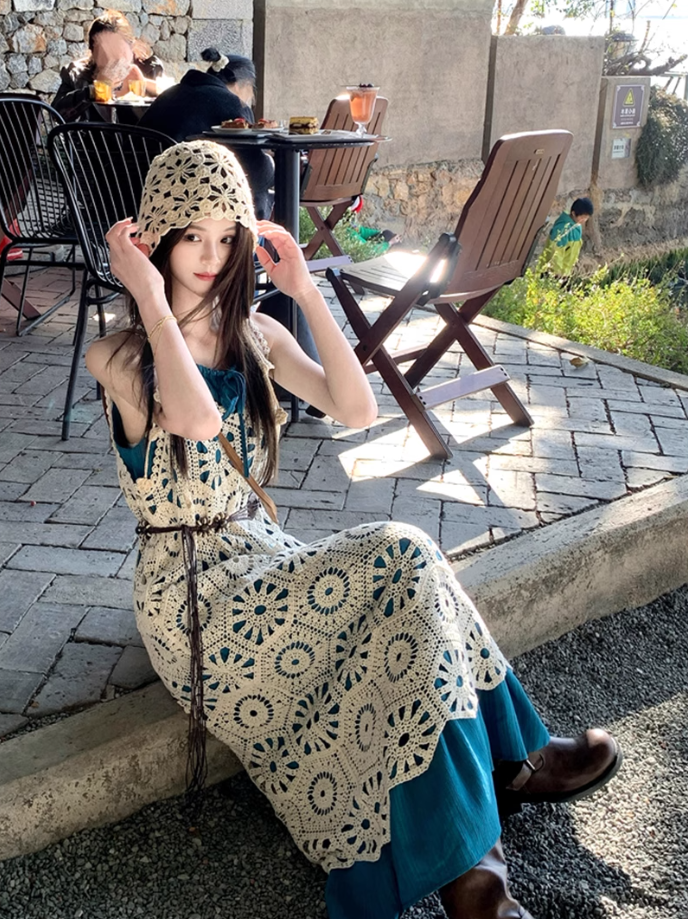 Fairy simple and elegant French blue suspender dress v-neck hollow woven knitted cardigan suit R1760