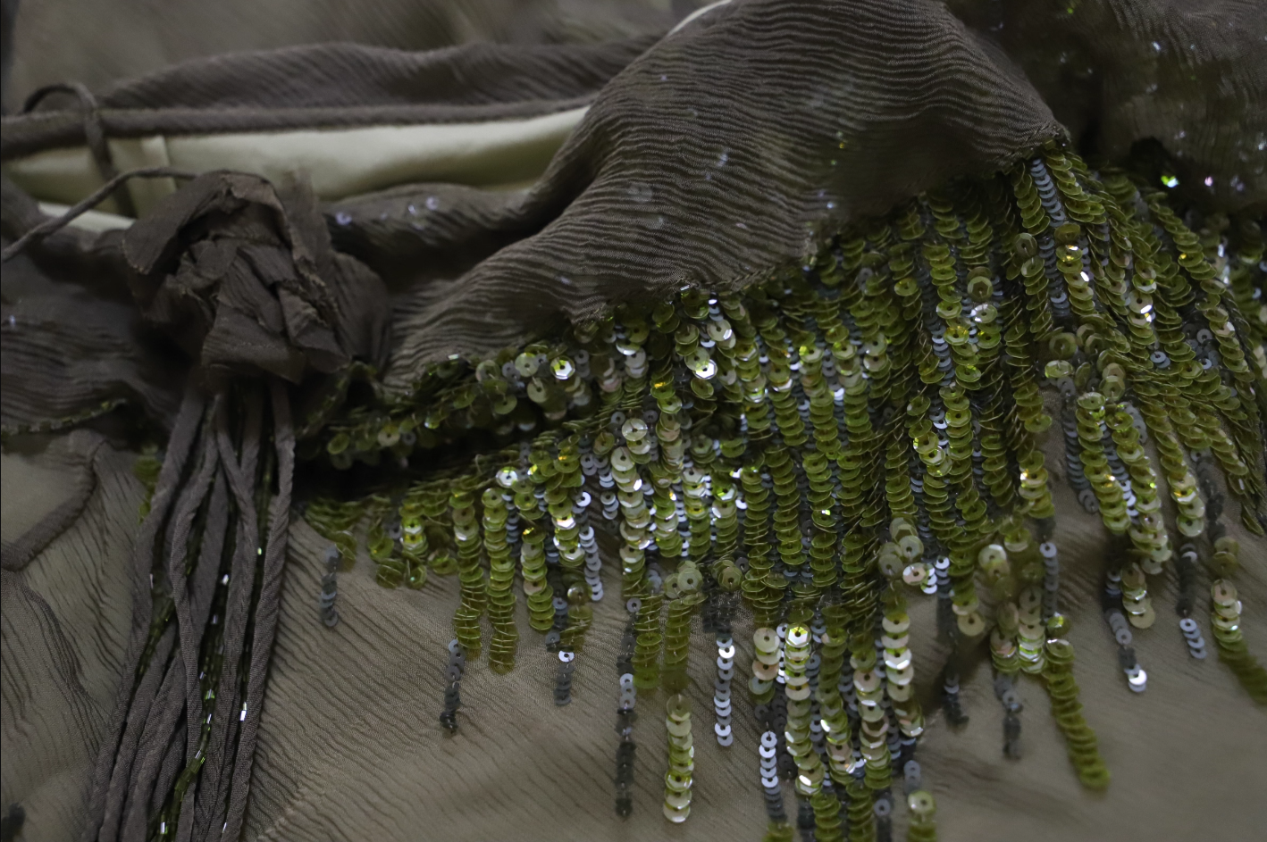 Elegant Green Spaghetti Strap Mermaid Ruffle Sequin Chiffon Long Prom Dress Evening Dress P4697