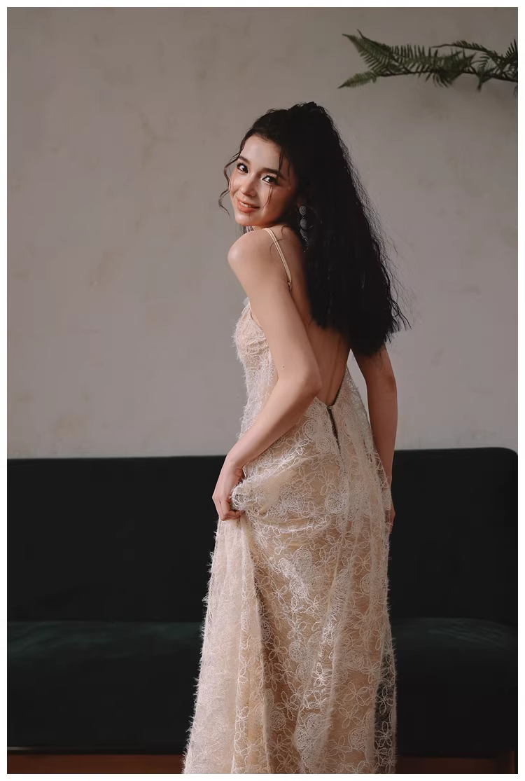 Elegant Sleeveless Lace Backless Long Birthday Party Dress Evening Gown