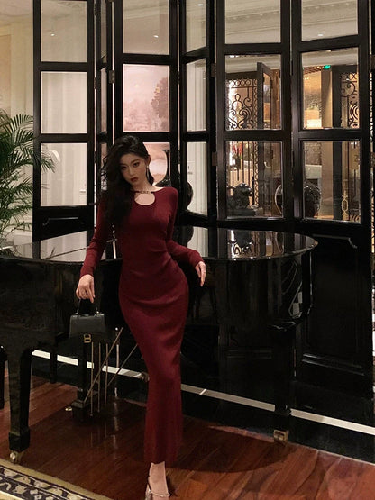 Red long-sleeved knitted dress party dress     S5700