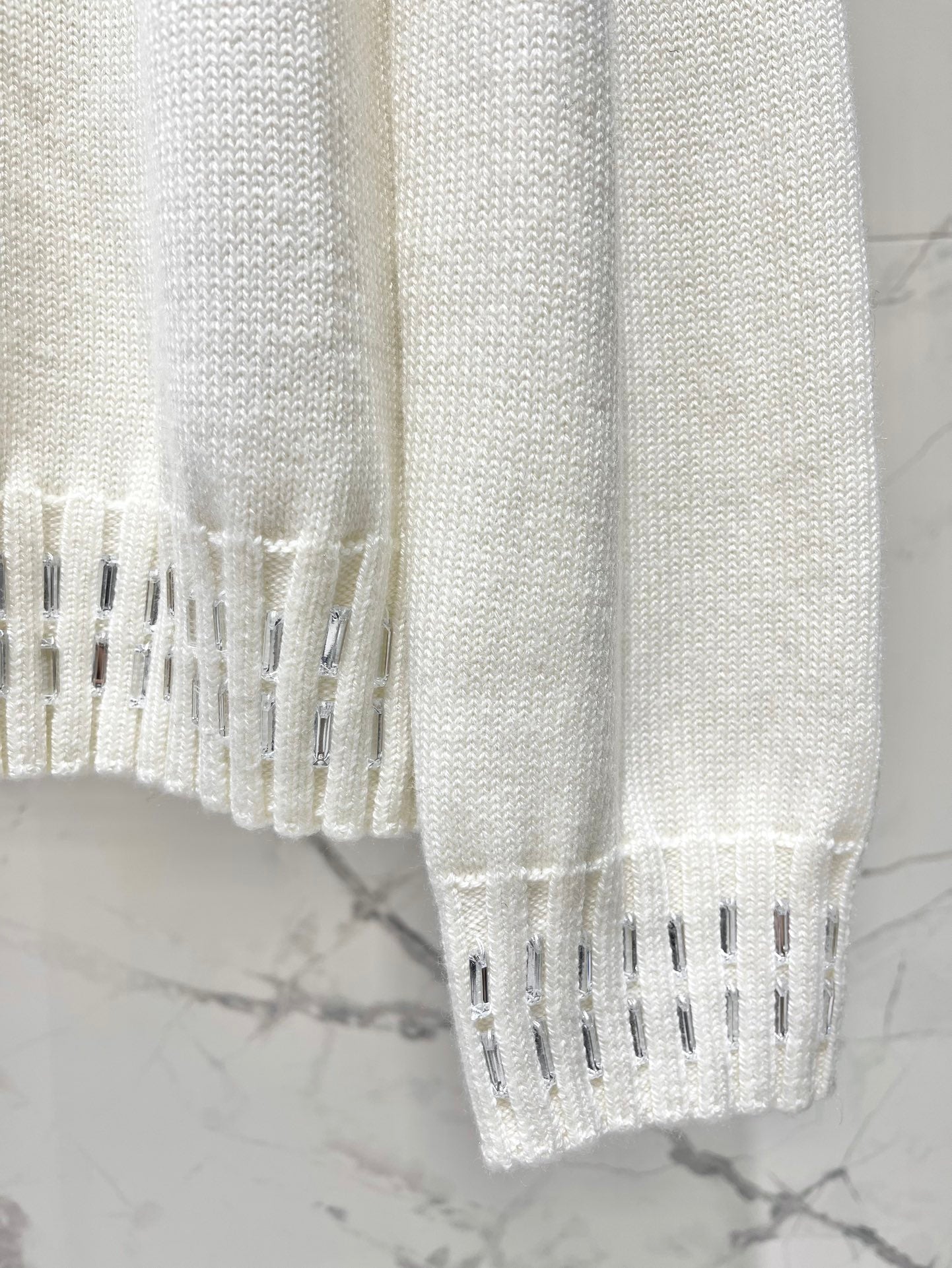 Fendi 25 Lazy-Style Crewneck Sweater White Cotton