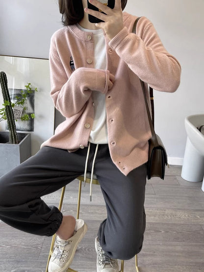 embroidered bear knitted cardigan for women spring and autumn new style round neck sweater jacket     S3382