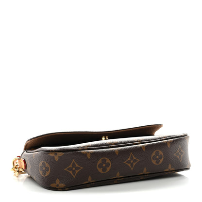 Monogram Ivy Wallet On Chain
