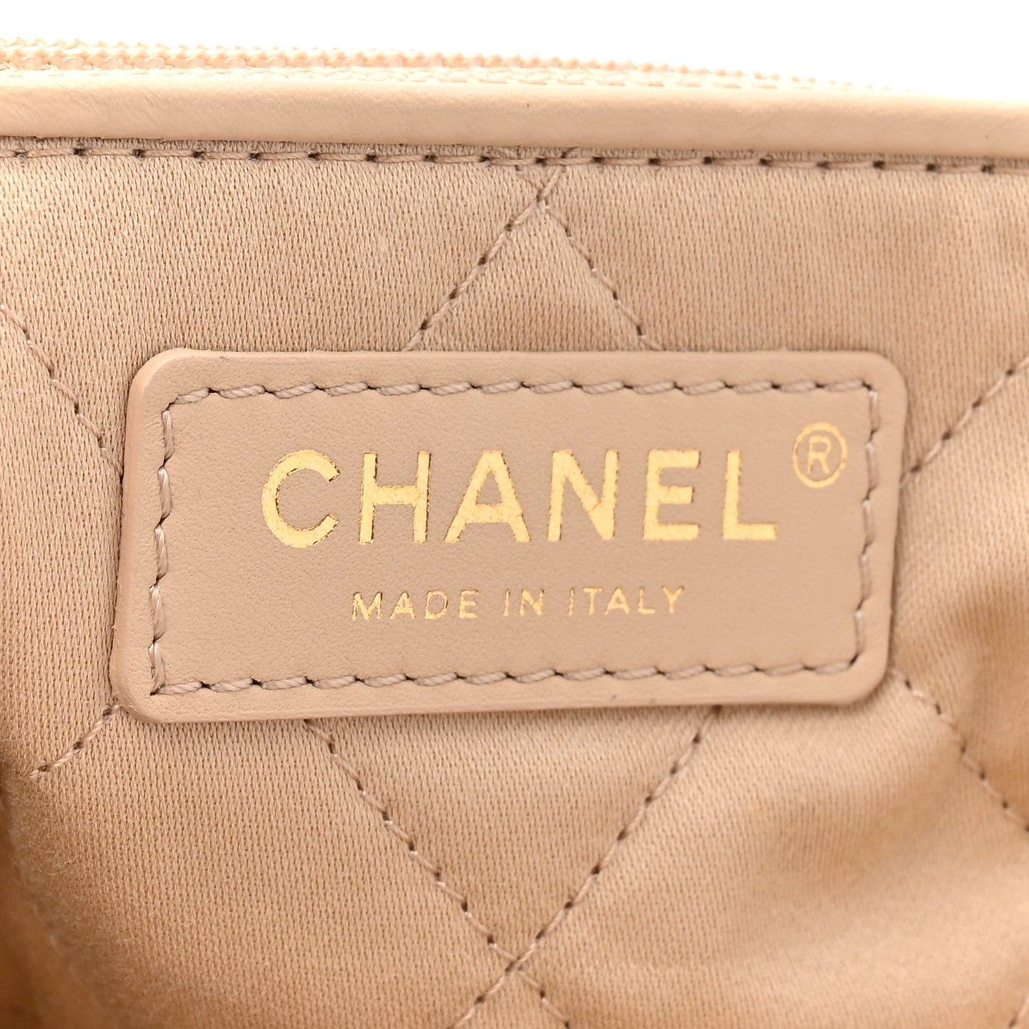Shiny Calfskin Quilted Small Chanel 22 White