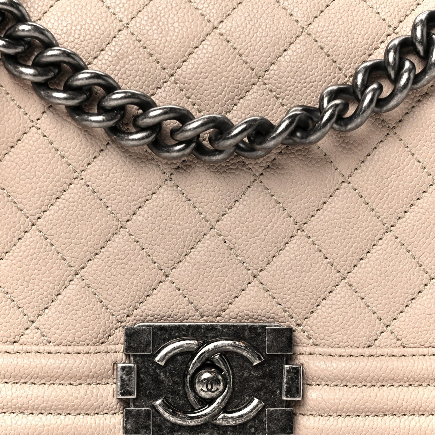 Caviar Quilted Medium Boy Flap Beige