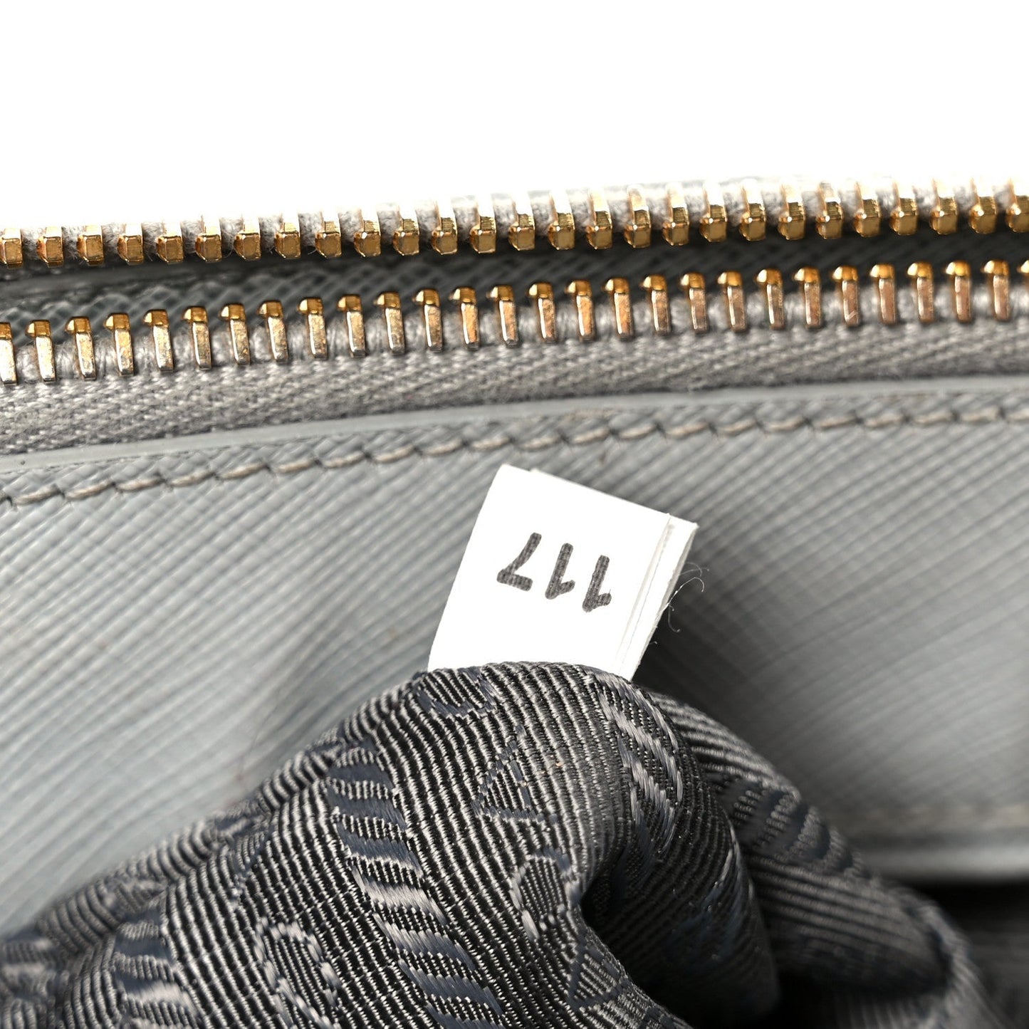 Saffiano Lux Small Galleria Double Zip Tote Granito
