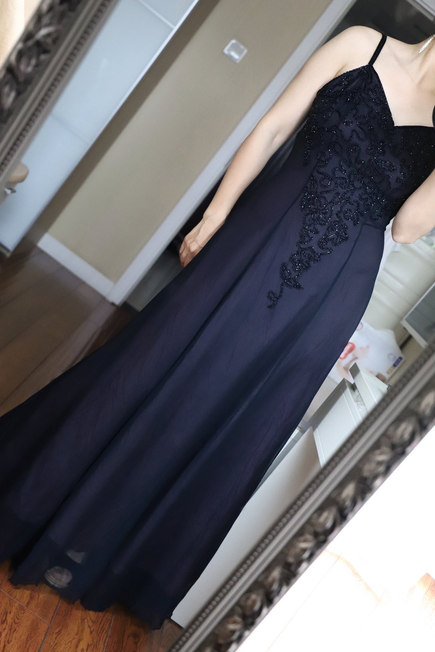 Elegant Navy Blue Spaghetti Strap V-Neck Beaded Chiffon Long Prom Dress Evening Dress P4704