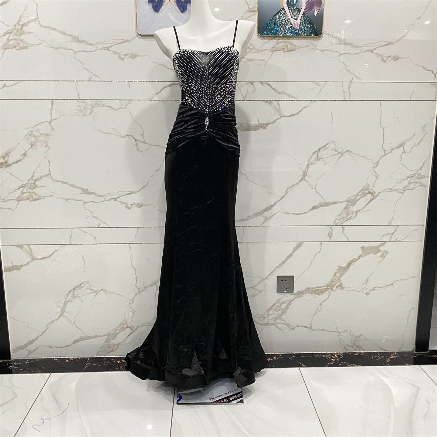 Vintage Black Spaghetti Strap Mermaid Rhinestone-Embellished Velvet Long Prom Dress Evening Dress P4709