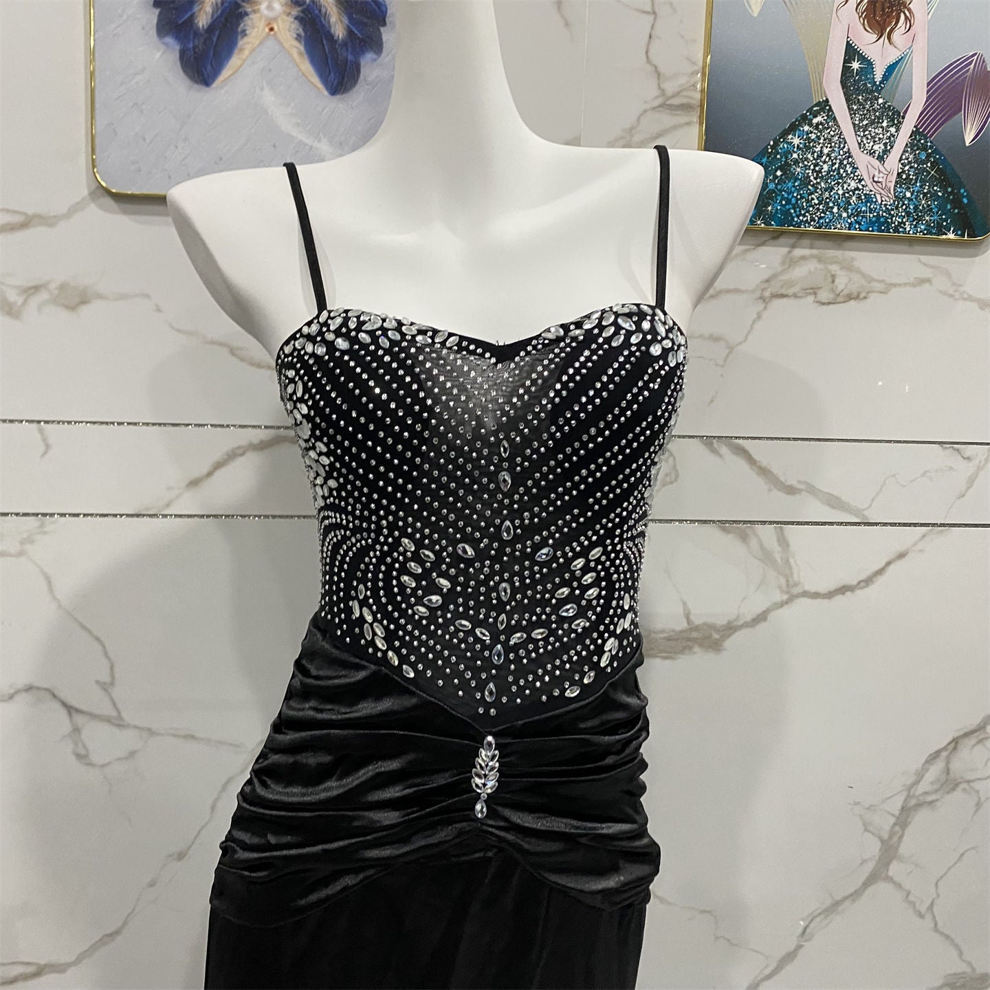 Vintage Black Spaghetti Strap Mermaid Rhinestone-Embellished Velvet Long Prom Dress Evening Dress P4709