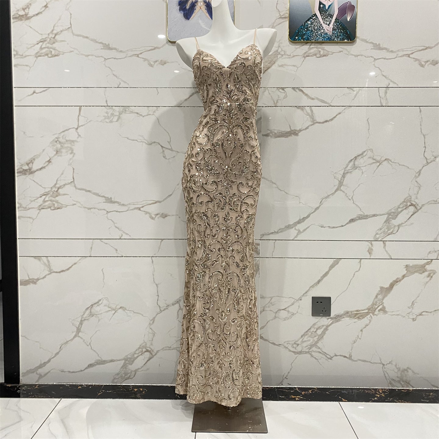 Vintage Champagne Gold Spaghetti Strap V-Neck Mermaid Sequin Long Prom Dress Evening Dress P4711