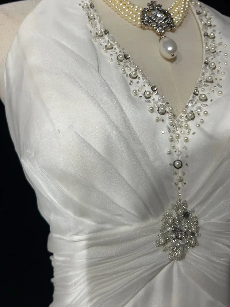 A Line Halter Neck Wedding Dresses Long Bridal Gown      S7220