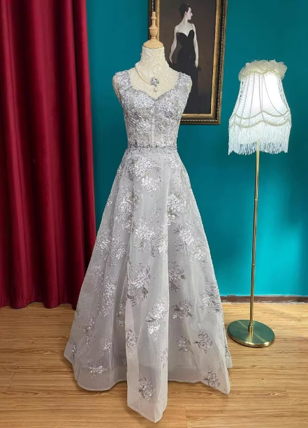 Elegant Gray V-Neck A-Line Rhinestone Lace Embroidered Tulle Prom Dress Evening Dress P4728