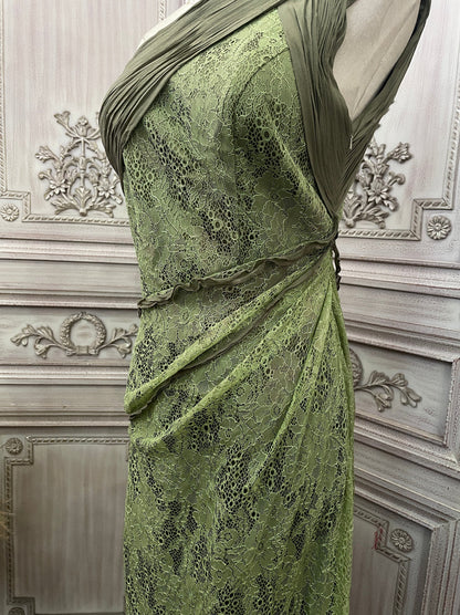 Elegant Green One-Shoulder Fitted Pleated Waist Lace Train Prom Dress Evening Dress P4731