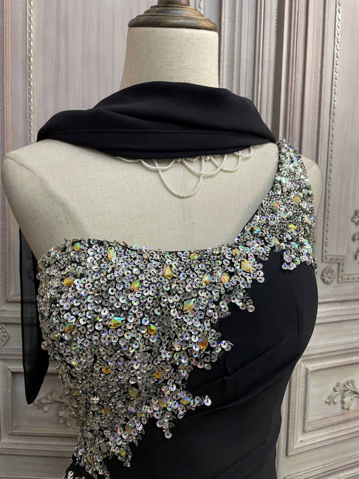 Elegant Black One-Shoulder Sequin Chiffon Train Prom Dress Evening Dress P4732