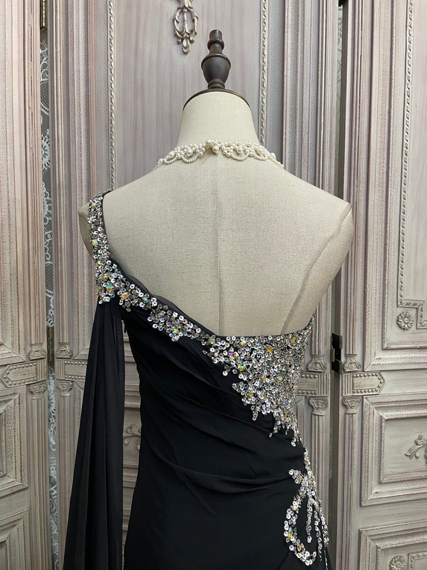 Elegant Black One-Shoulder Sequin Chiffon Train Prom Dress Evening Dress P4732