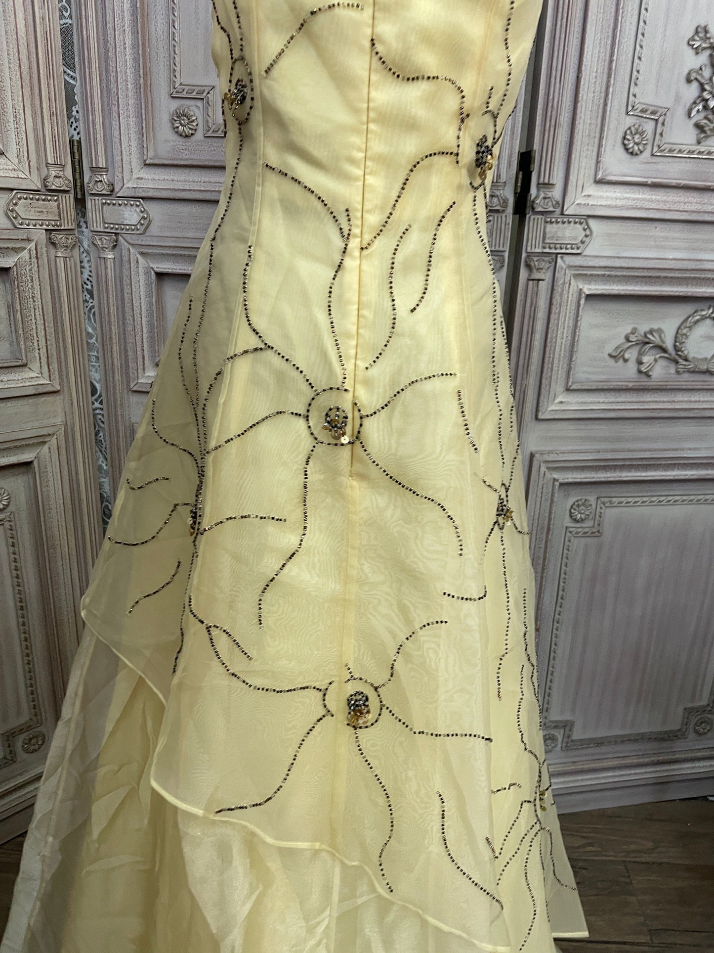 Cute Pale Yellow Spaghetti Strap Square Neck A-Line Beaded Organza Long Prom Dress Evening Dress P4735