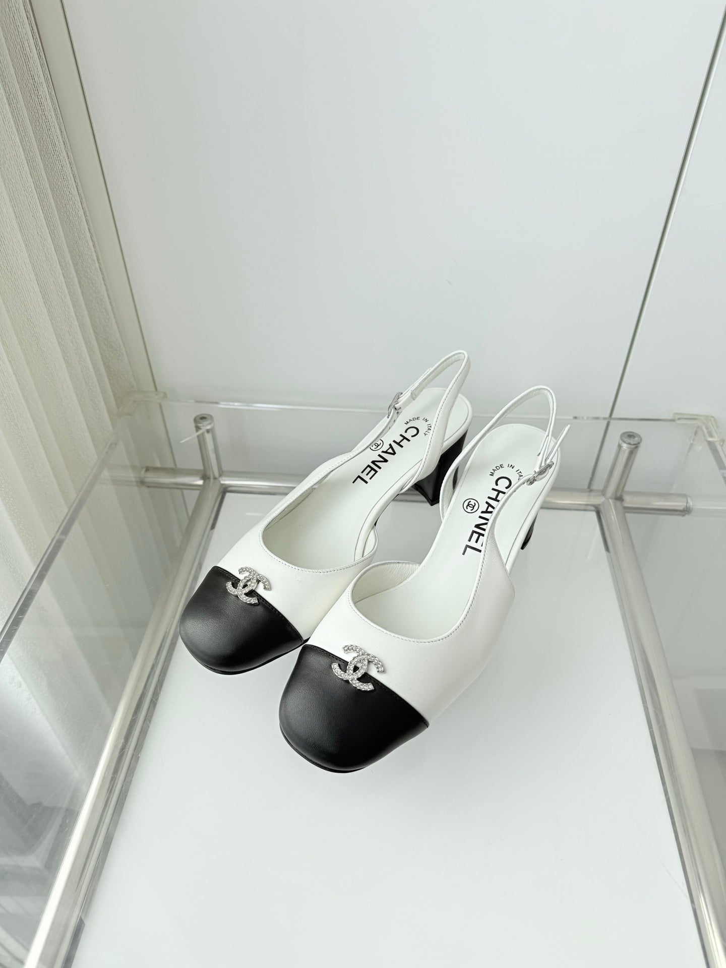 Chanel 26 High Heels White Black 50 in Lambskin 597330