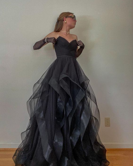 Fairytale Evening Dresses with Gloves