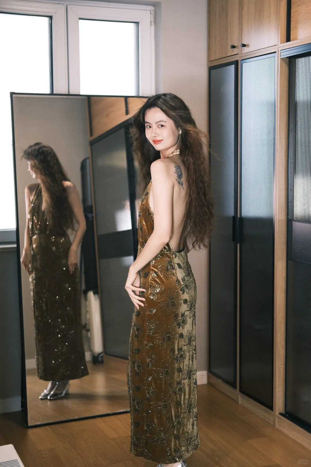 Vintage Caramel Gold Halter Neck Open Back Split Embroidered Velvet Prom Dress Evening Dress P4760