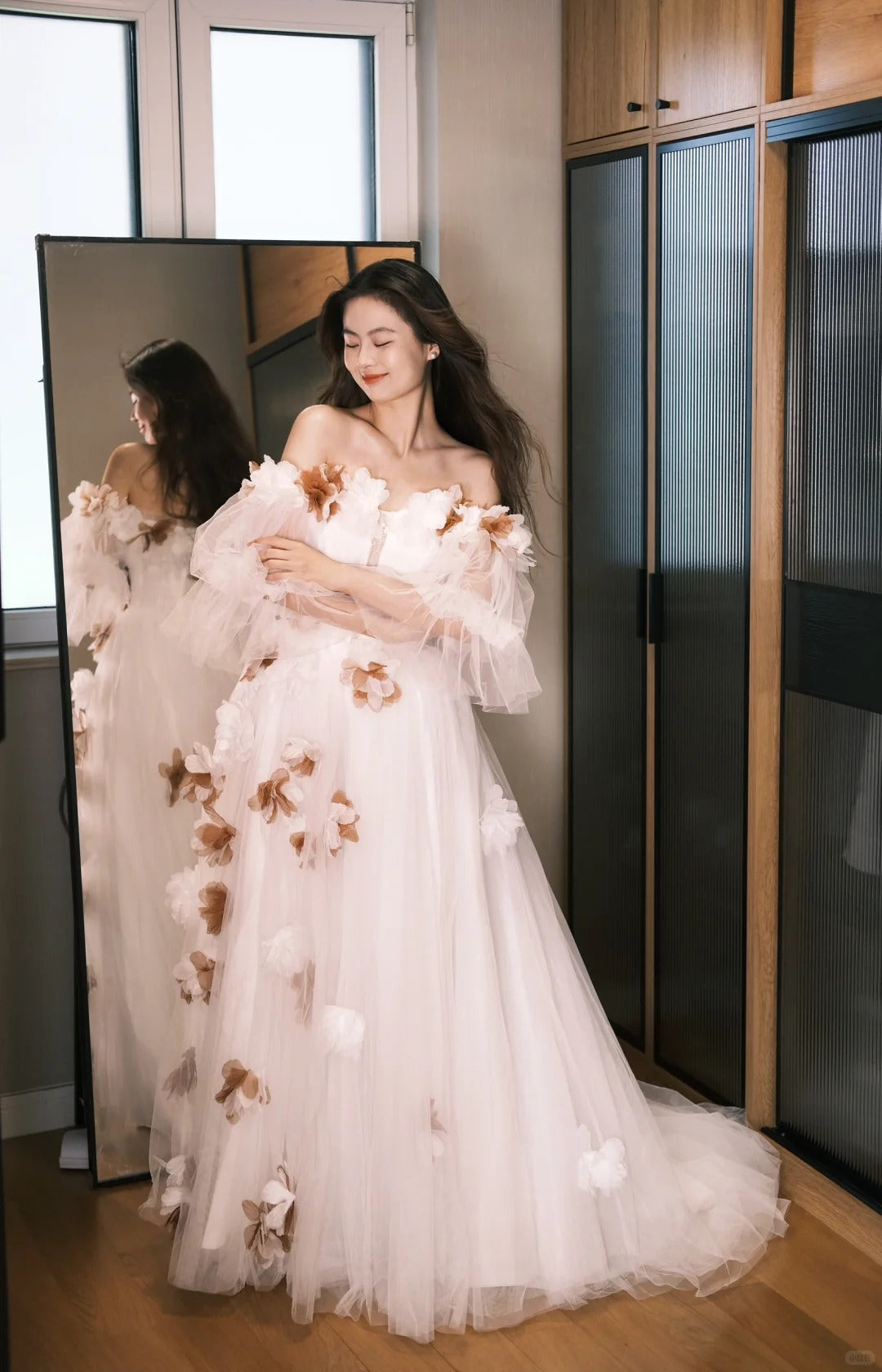 Dreamy White Off-the-Shoulder A-Line 3D Petal Tulle Train Prom Dress Evening Dress P4766