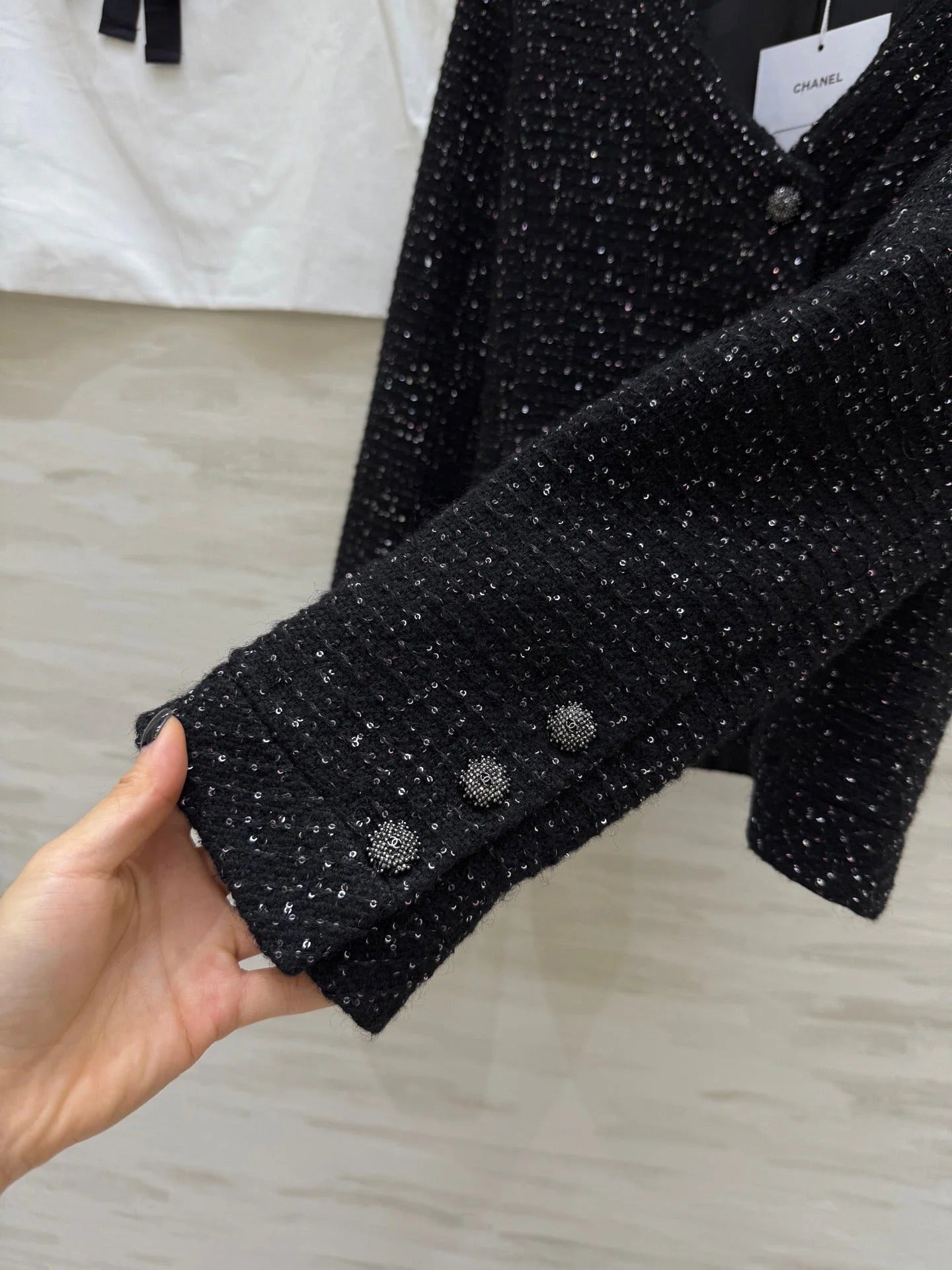 CHANEL 25S SEQUIN-EMBELLISHED TWEED JACKET 476