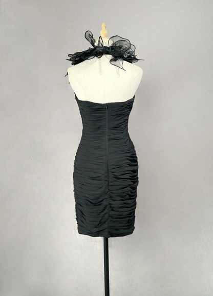 Black design halter neckline waist pleated hip sexy short skirt homecoming dress R4919