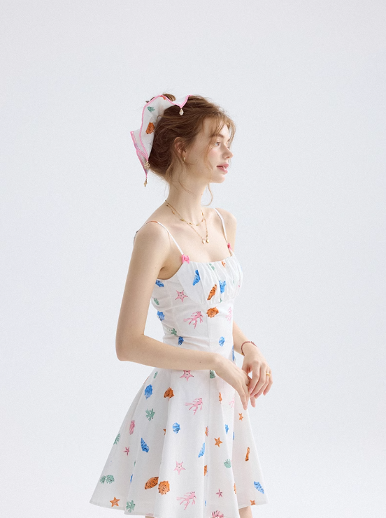 Dreamy sugar-coated floral dress French suspender skirt holiday wear short skirt skirt female summer R3426