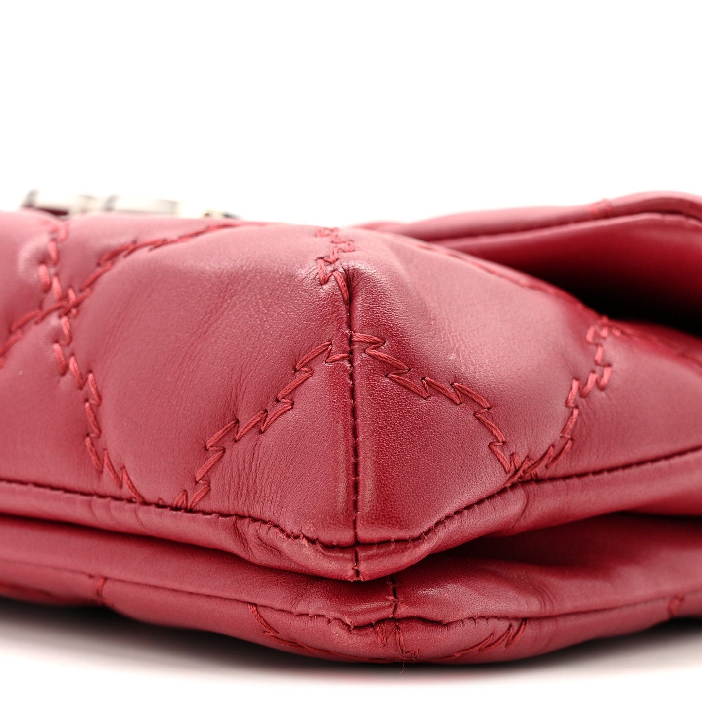 Calfskin Quilted Double Stitch Hamptons Clutch with Chain Red