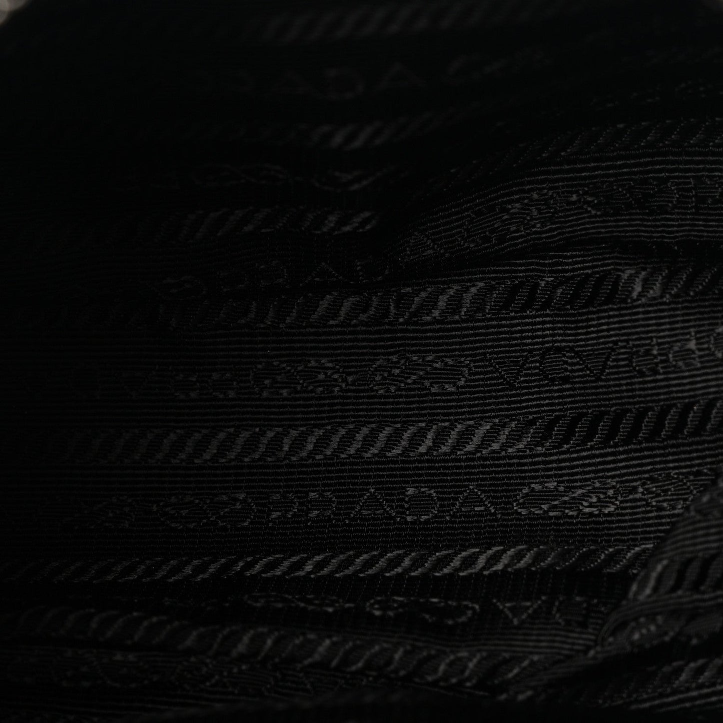 Re-Nylon Saffiano Re-Edition 2005 Shoulder Bag Black