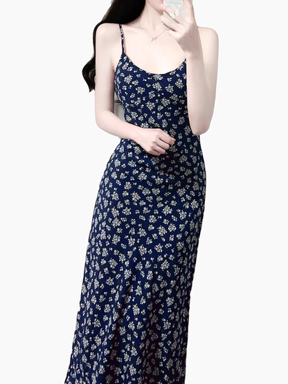 2025 Summer New French Deep V-neck Halter Waist A-line Sleeveless Short Dress R0910