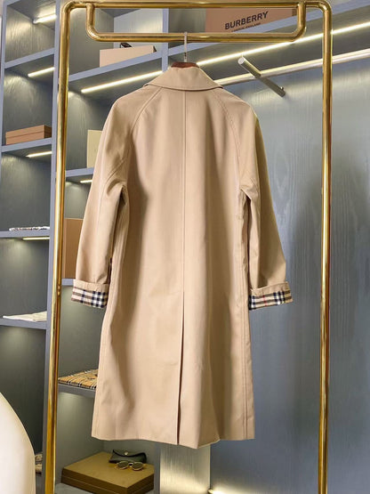 Burberry Gabardine Mid-Length Camden Heritage Car Beige Coat