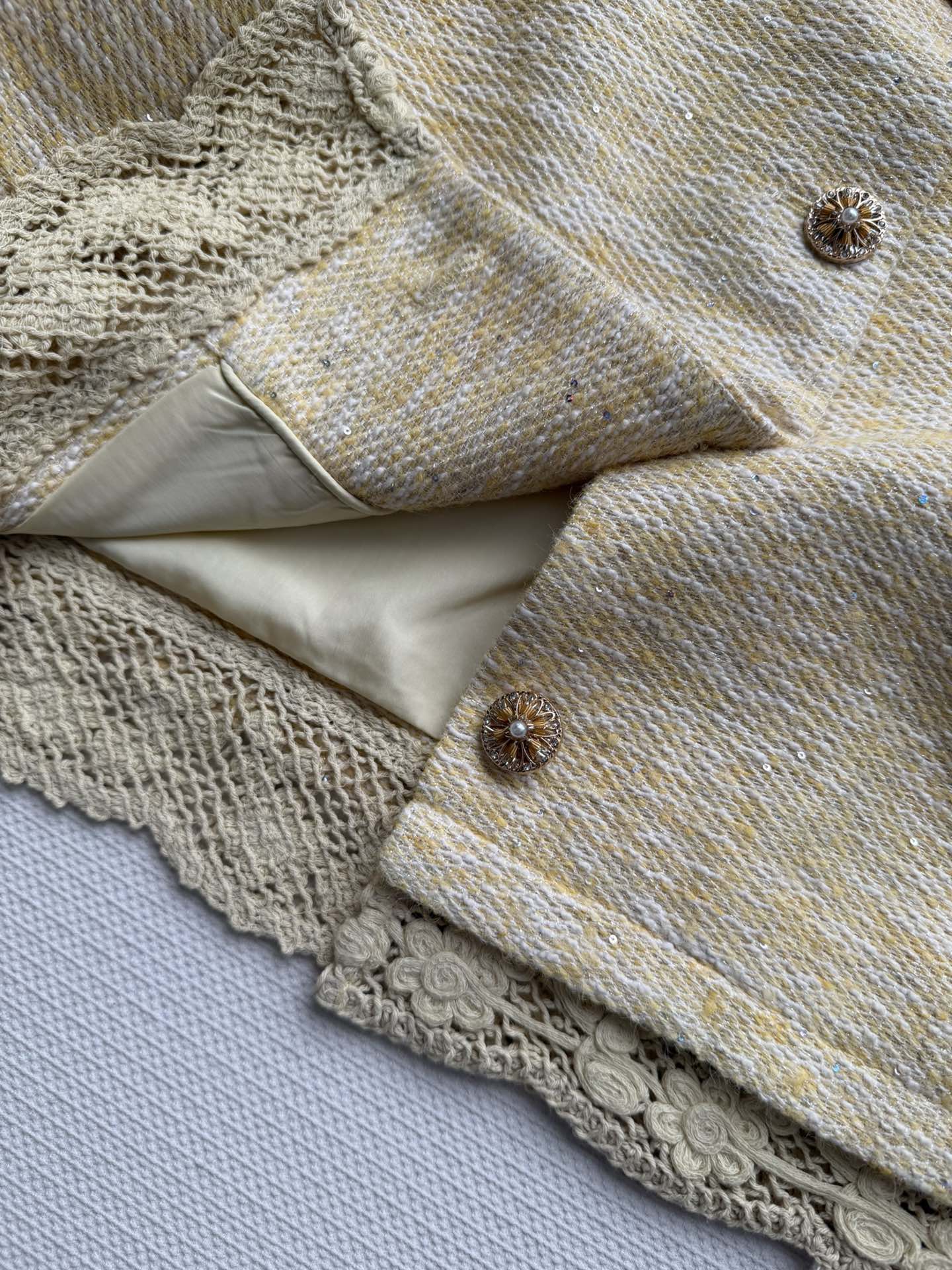 CC Set Light Yellow Tweed 352994