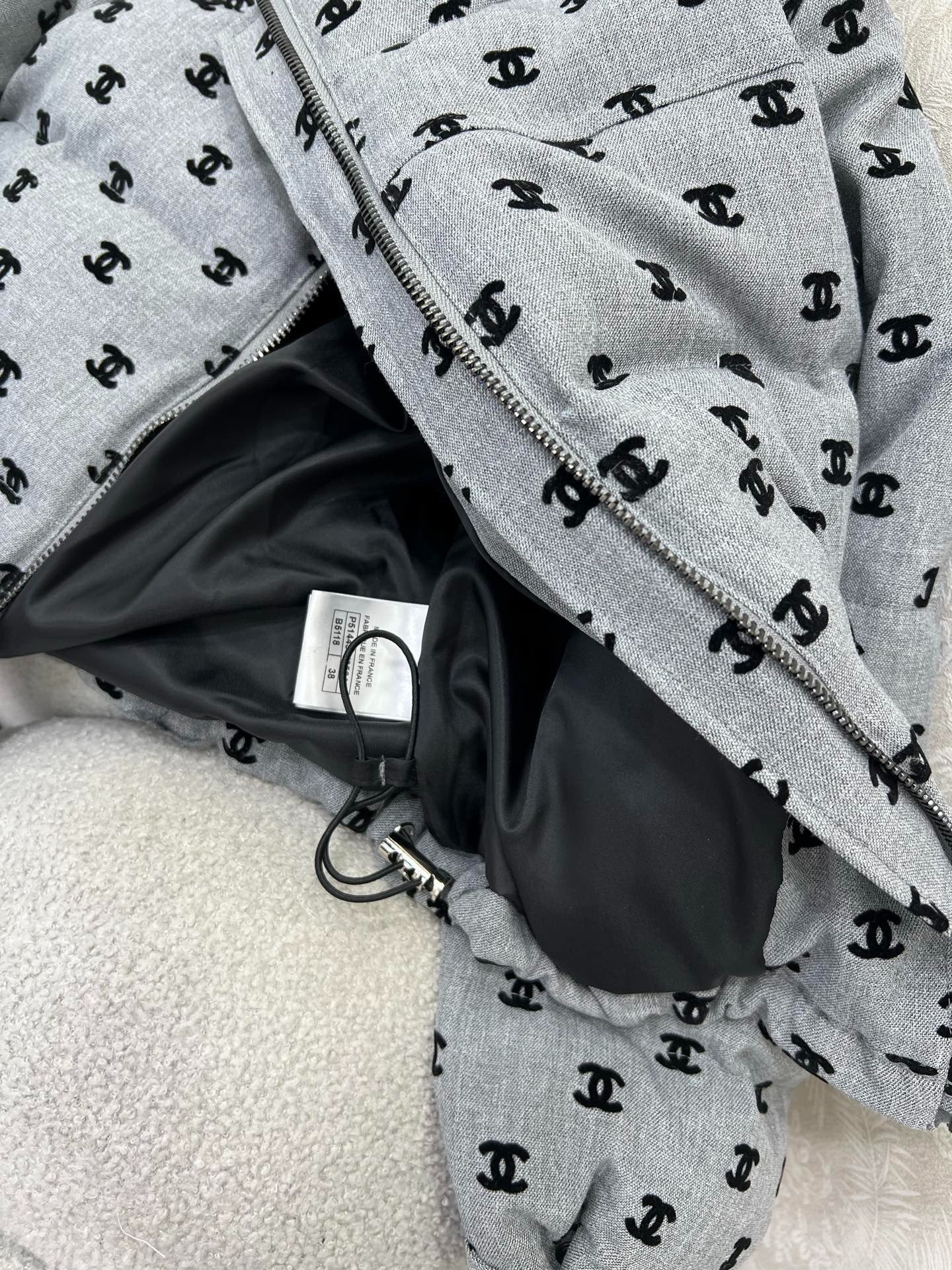 CHANEL 25S DOWN JACKET 310