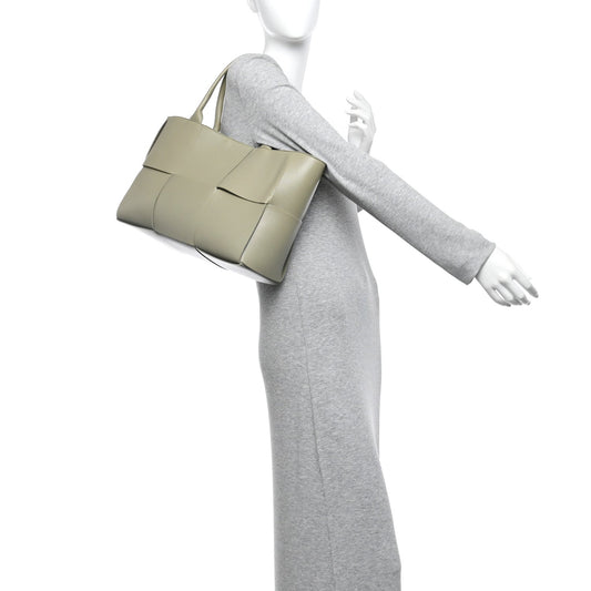Nappa Maxi Intrecciato Medium Arco Tote Travertine