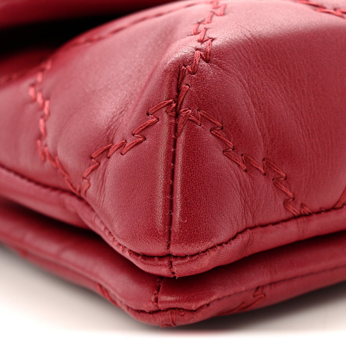 Calfskin Quilted Double Stitch Hamptons Clutch with Chain Red