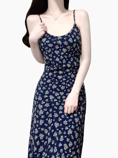 2025 Summer New French Deep V-neck Halter Waist A-line Sleeveless Short Dress R0910