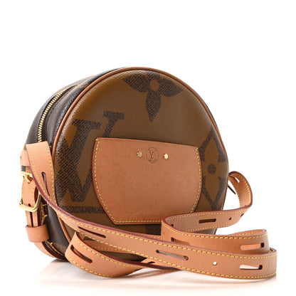 Reverse Monogram Giant Boite Chapeau Souple