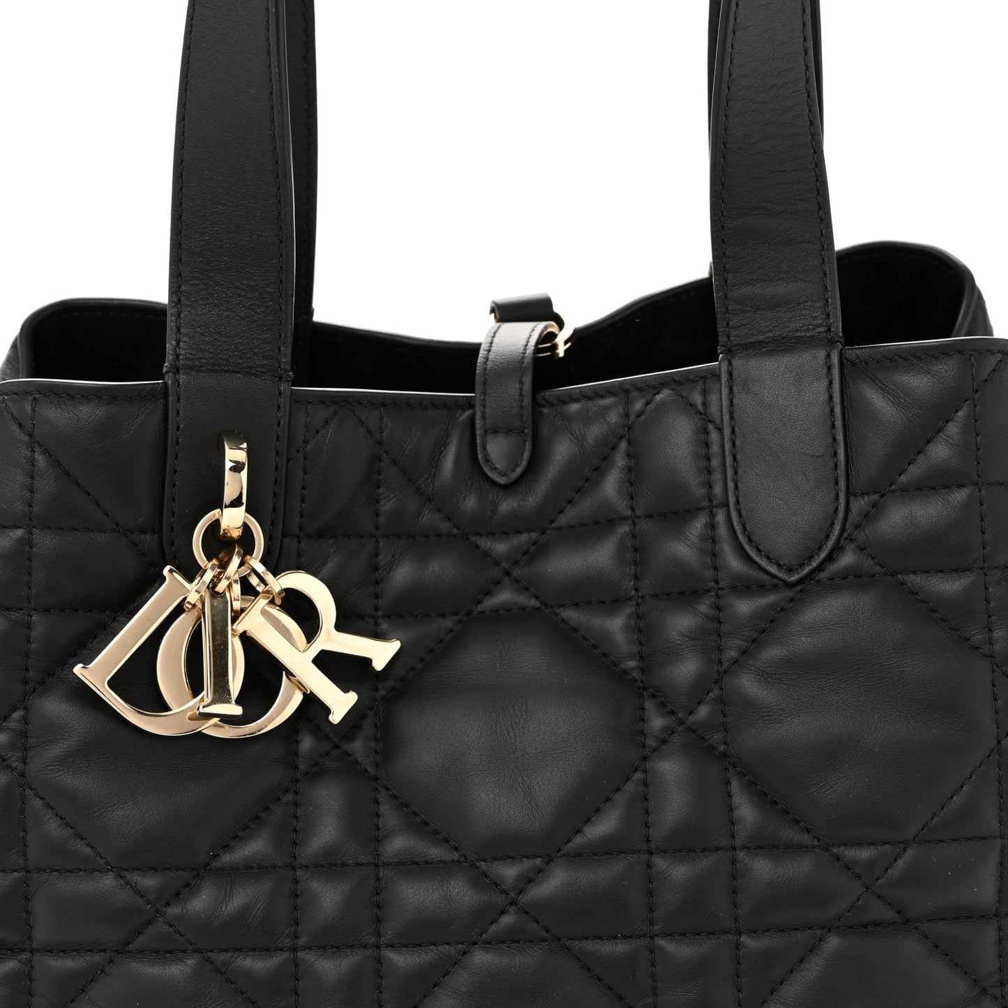 Calfskin Macrocannage Medium Toujours Black