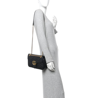 Calfskin Matelasse Small GG Marmont Shoulder Bag Black