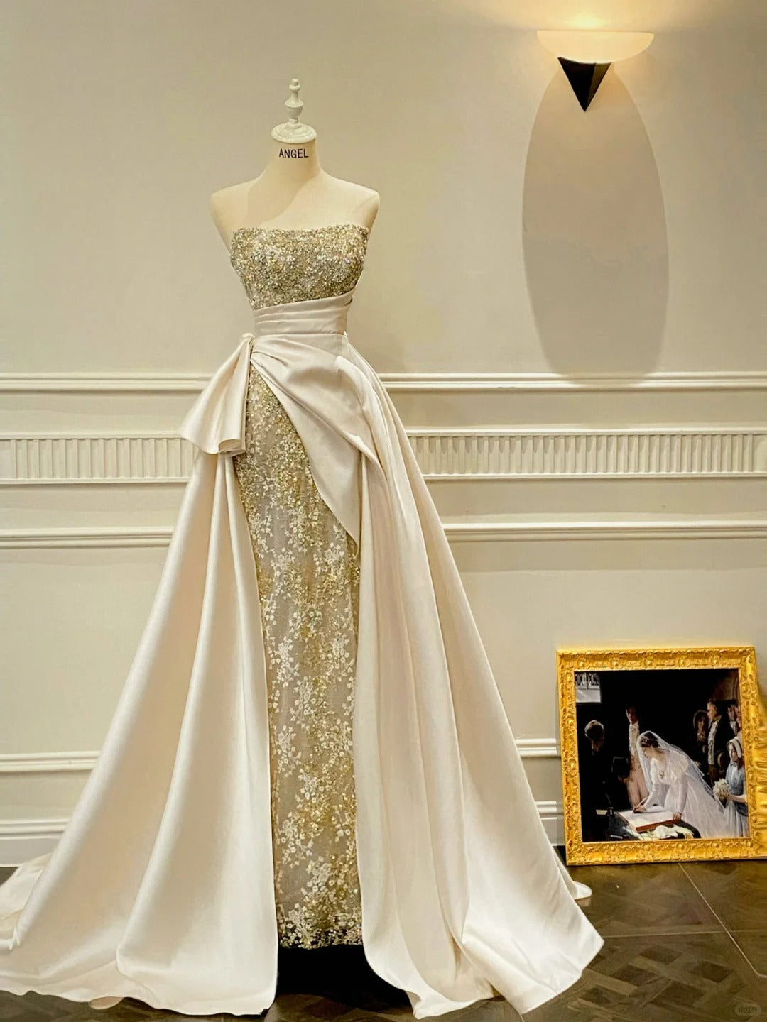 Luxury Slim-fit Strapless Lace Satin Train Prom Dress Evening Dress Wedding Dress P4088