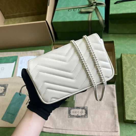GUCCI  GG Marmont Belt Bag In White 476433 Size 16.5x10x4.4 cm