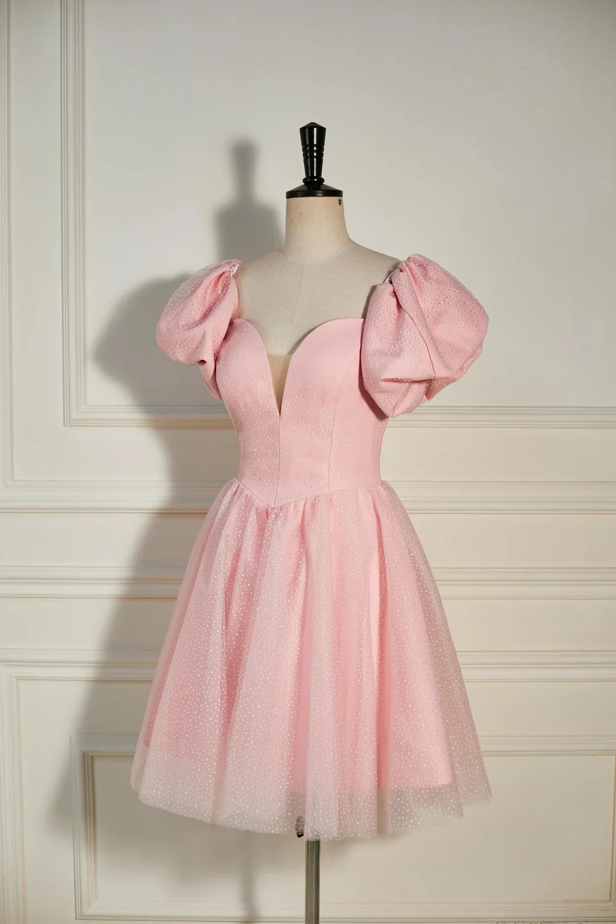 PM540,Pink Plunging V Neck Dot Lace-Up A-line Homecoming Dress