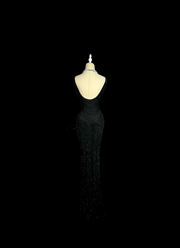 Black sleeveless sequined fitted waist sexy ball gown R6613