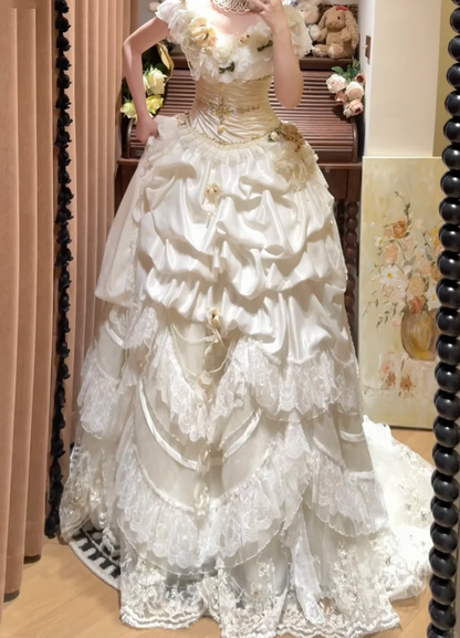 Retro White Satin Lace Layered Long Wedding Dress Formal Bridal Gowns With Flowers