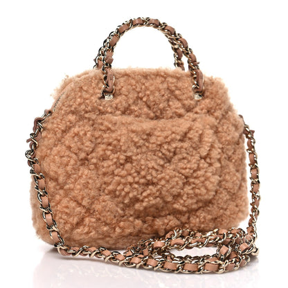 Shearling Quilted Shiny Coco Clutch With Chain Dark Beige