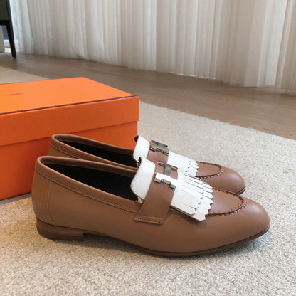 Royal Loafer Gold Mix White Calfskin With Fringe Detail And Silver Signature Buckle 509414